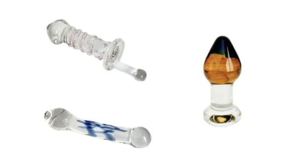 YLLÄTYS Lasinen Seksilelu -SUPERHINTAAN